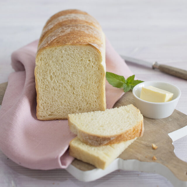 Aufgeschnittenes 2ab Weissbrot Kastenbrot