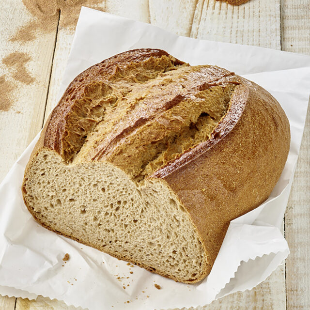 Aufgeschnittenes Brot mit Slow Milling Apple Fibre -Apfelfaser-