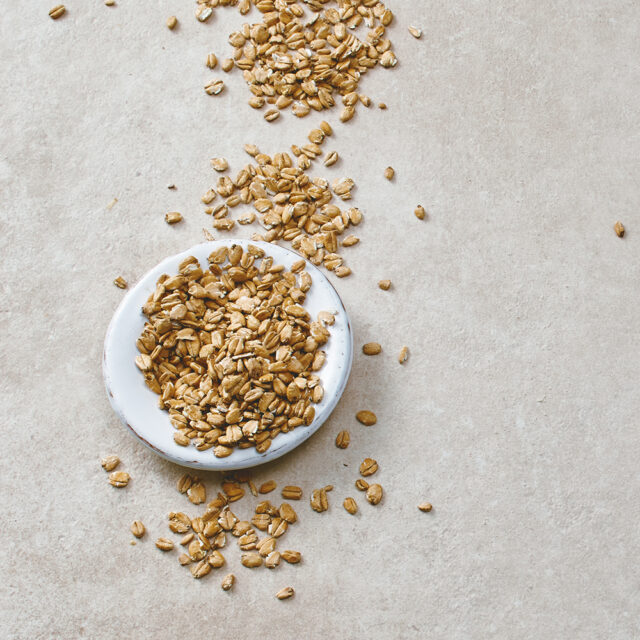 Slow Milling Weizensprossen in einer Schale