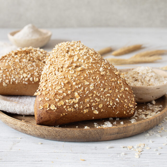 Zwei Good Roggen-Dinkelbroetchen