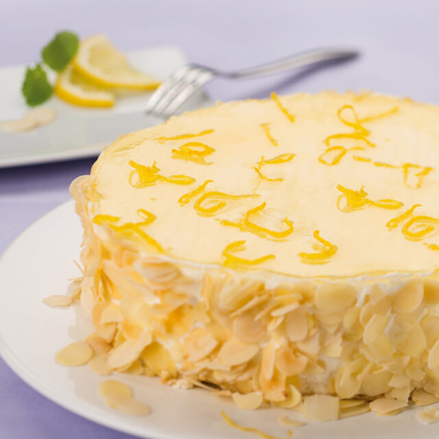 Zitronensahnetorte mit Phoenix Biskuit