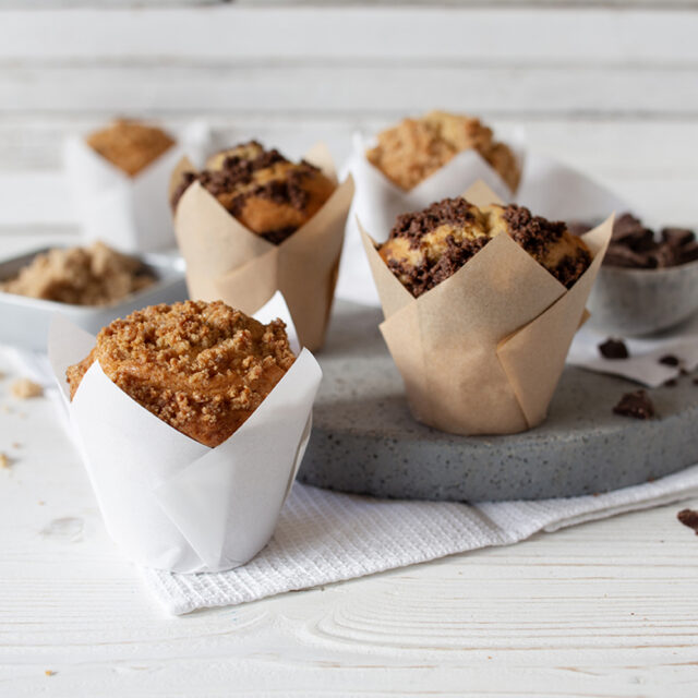 Verschiedene Muffins mit Schneedinkel